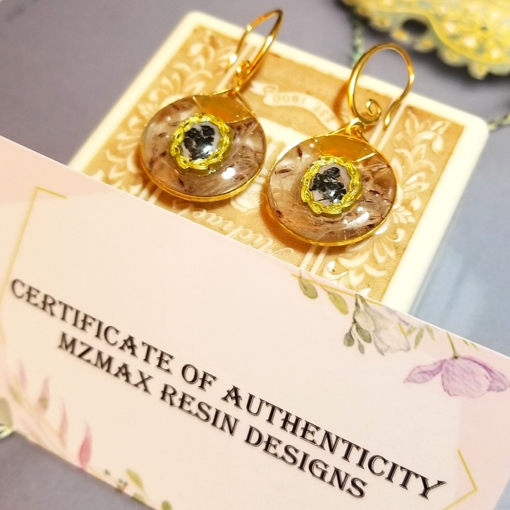 MzMax CATTAIL FRAMED BLACK HEATHER Resin Designs Earrings - Picture 3 of 7